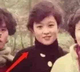 娱乐吃瓜老少女视频,揭秘娱乐圈幕后趣事与搞笑瞬间