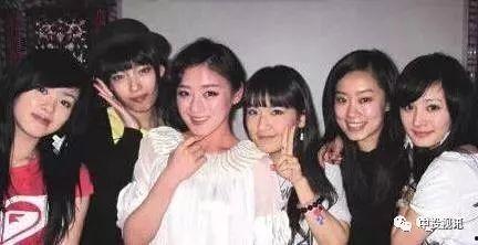 娱乐吃瓜酱姐妹,揭秘娱乐圈幕后故事，畅享八卦盛宴